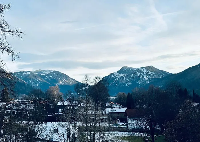 Sonnenschwan - Neurenoviert, Zentrumsnah Und Ruhig شليرسي